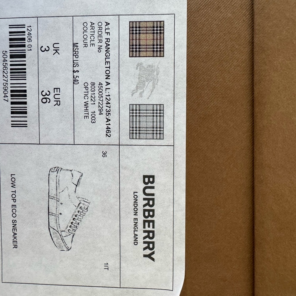 Burberry White Classic Sneakers